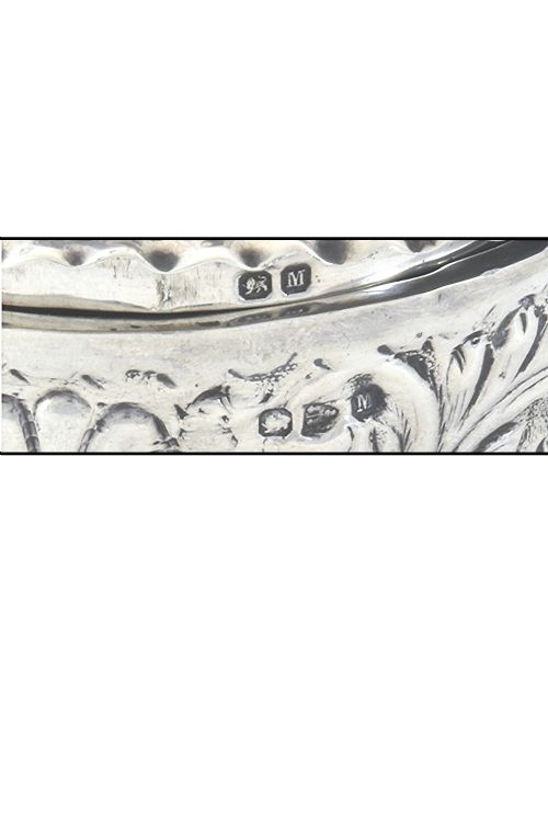 fig 4. Victorian Silver Pill Box 1895