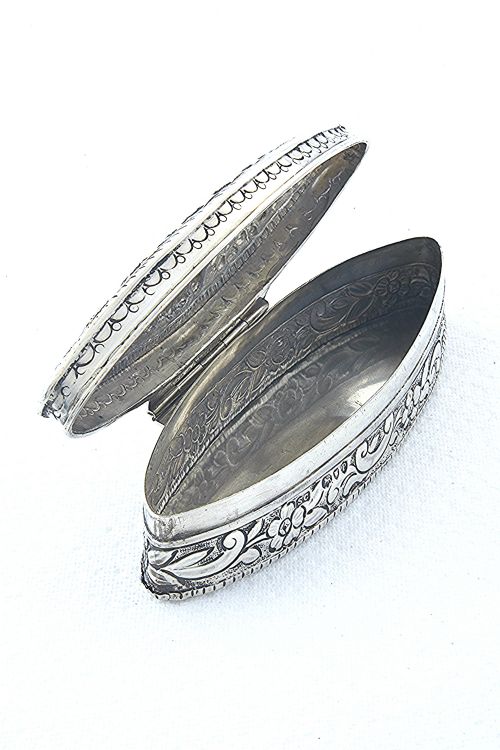 fig 2. Victorian Silver Trinket Box 1890