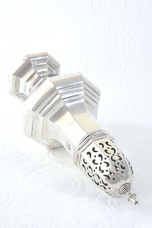 fig 2. George V Silver Sugar Shaker 1912