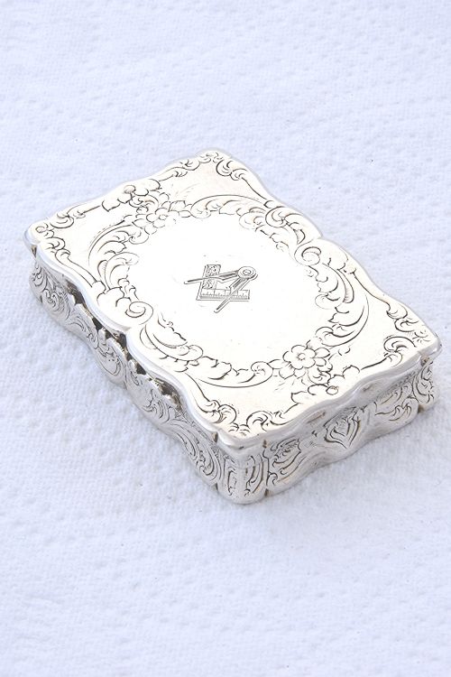 fig 1. Victorian Silver Snuff Box 1855 – Masonic Engraving
