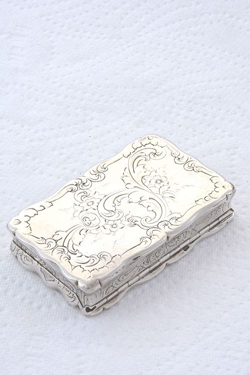 fig 4. Victorian Silver Snuff Box 1855 – Masonic Engraving