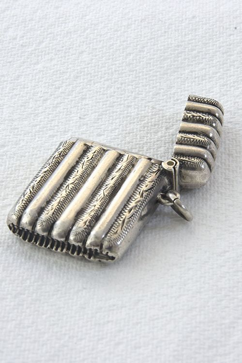 fig 4. Rare Edwardian Silver Vesta Case 1908
