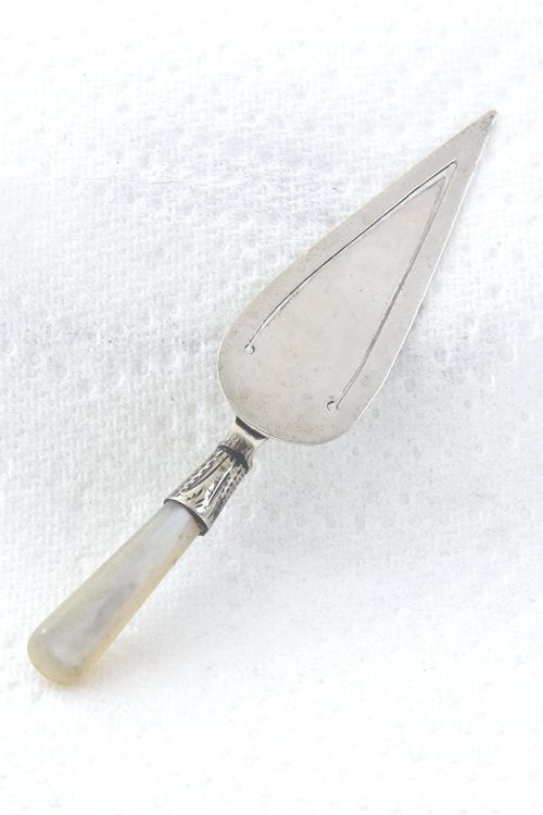 fig 2. Edwardian Silver Trowel Bookmark 1909