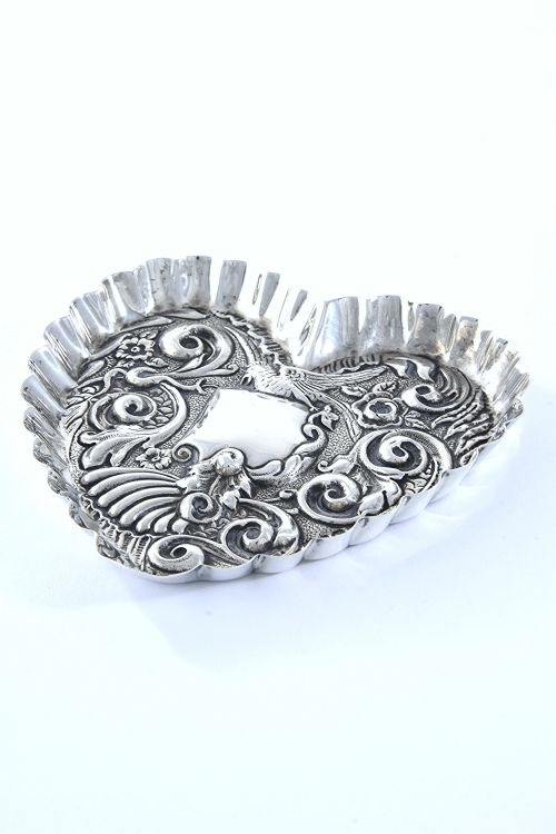 fig 1. Victorian Heart-Shaped Pin Dish 1894