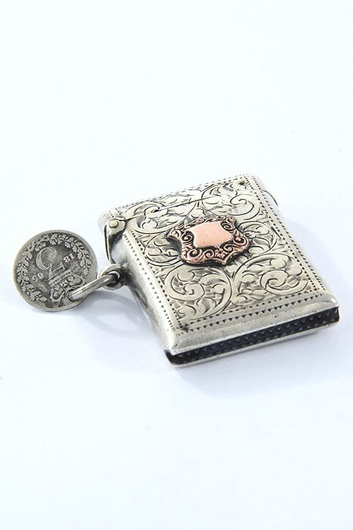 fig 1. Edwardian Silver & Gold Vesta Case 1909