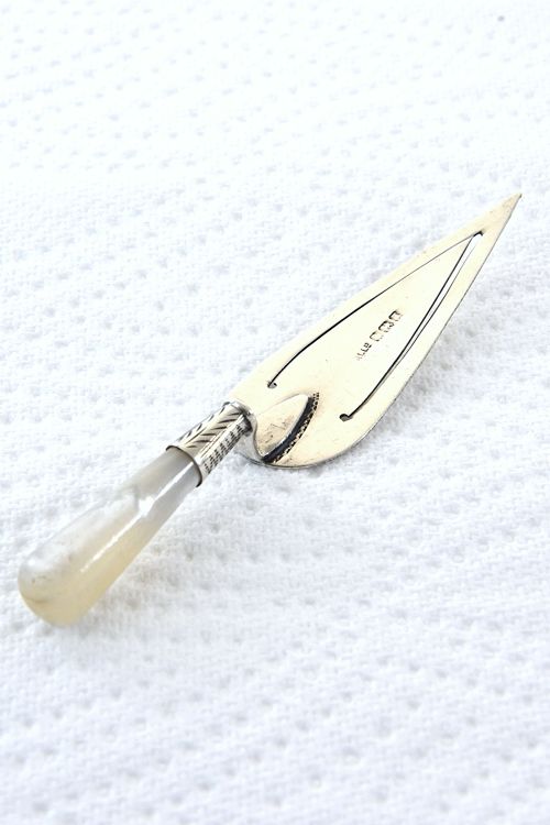 fig 1. Edwardian Silver Bookmark (Trowel) 1909