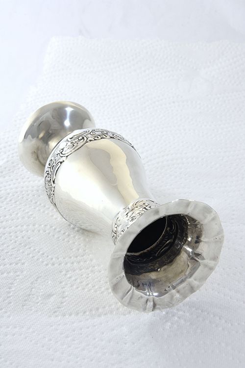fig 2. Victorian Silver Posy Vase 1896 – William Comyns