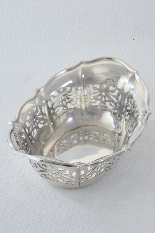 fig 1. George V Pierced Silver Dish 1926