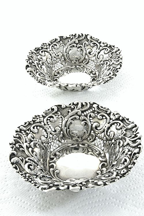 Pair of Edwardian Silver Bonbon Dishes 1902