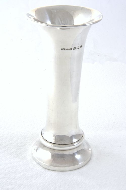 fig 1. George V Silver Vase 1913