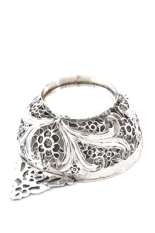 fig 2. Victorian Silver Quaich-Shaped Dish 1894