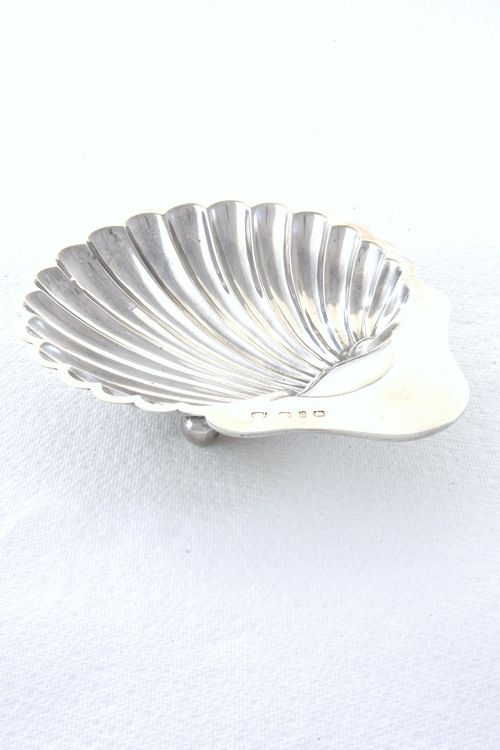 fig 1. Victorian Silver Shell-Shaped Dish 1898