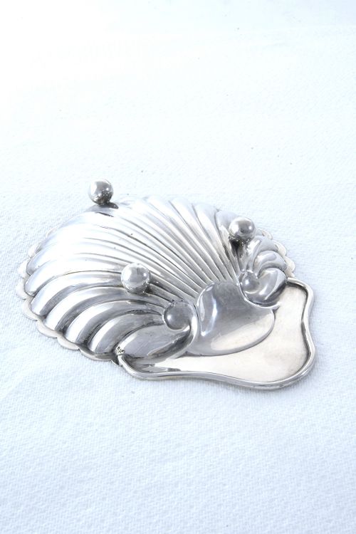 fig 3. Victorian Silver Shell-Shaped Dish 1898