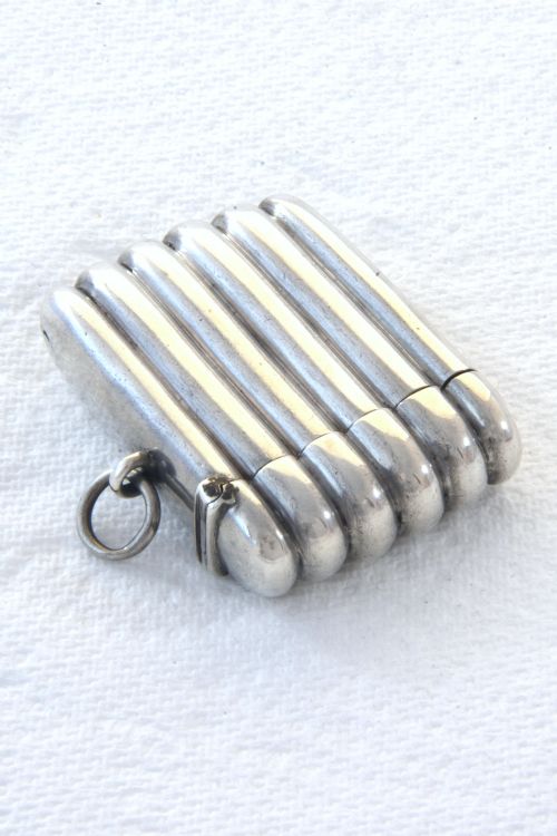 fig 2. Victorian Silver Vesta Case 1891