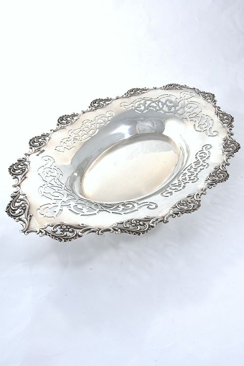 Large Edwardian Silver Dish (Cased) – Chester 1901