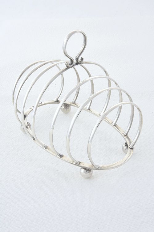 fig 2. George V Silver Toast Rack (6 Slice) 1919
