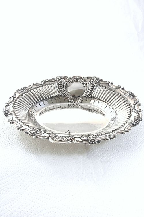 fig 2. Large Victorian Silver Dish – Mappin & Webb - 1888
