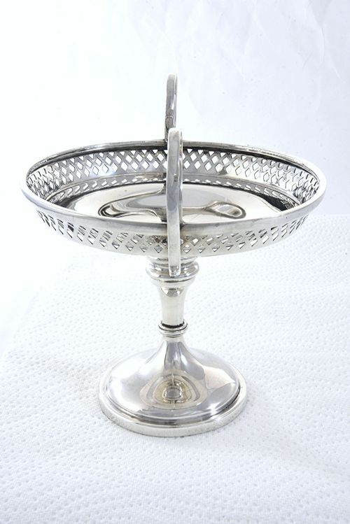 fig 1. George V Silver Pedestal Dish 1919