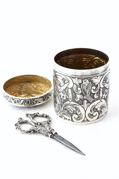fig 4. Victorian Silver String Box & Scissors 1894