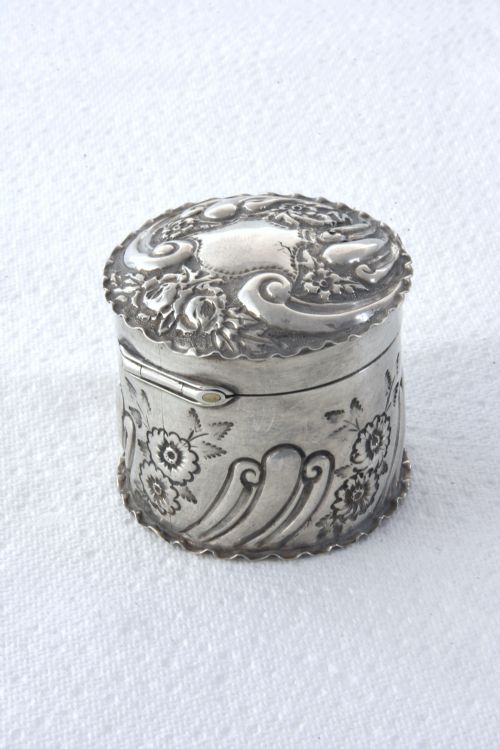 fig 3. Victorian Silver Trinket Pot 1897