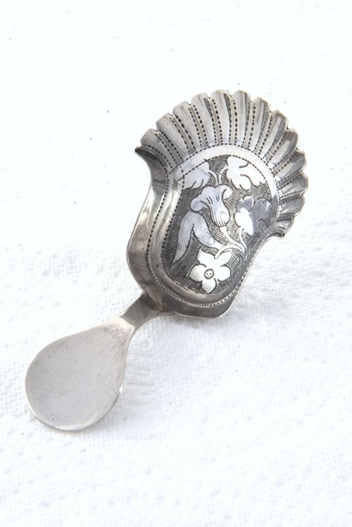 fig 1. George IV Silver Caddy Spoon 1824