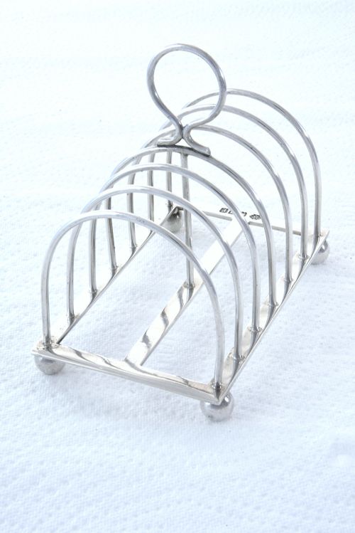 fig 1. Victorian Silver Toast Rack (6 Slice) 1901