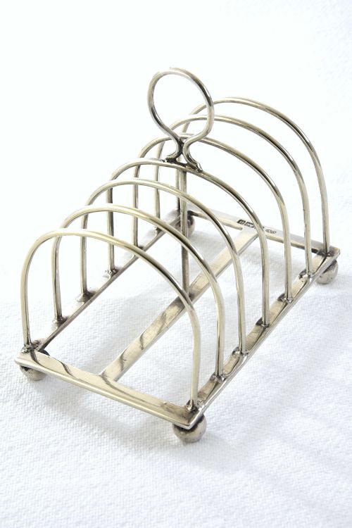 fig 1. Edwardian Silver Toast Rack (6 Slice) 1905