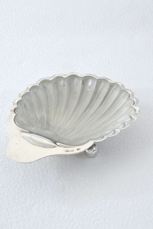 Edwardian Silver Scallop-shaped Butter Dish (With Glass Liner) 1903