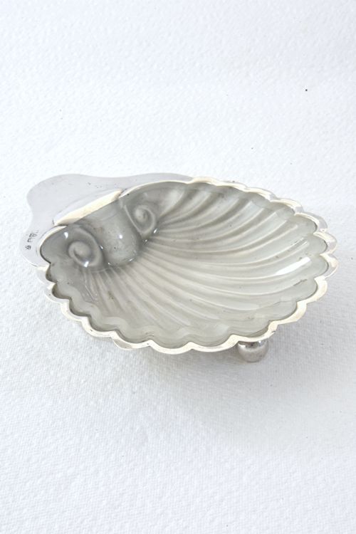 fig 1. Edwardian Silver Scallop-Shaped Butter Dish (with glass liner) 1903