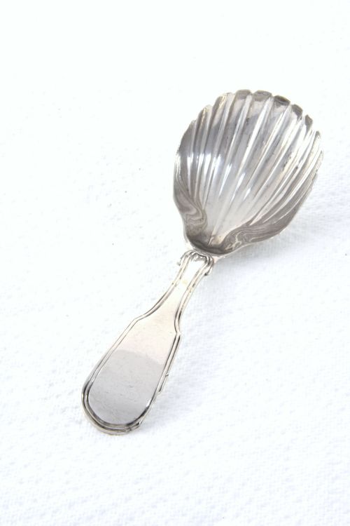 fig 1. George IV Irish Silver Caddy Spoon Dublin 1820