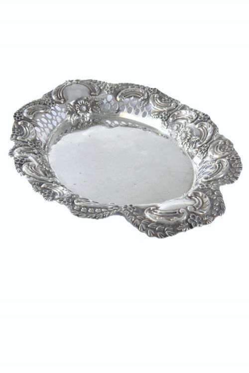 fig 1. Large Victorian Silver Pierced Dish 1897