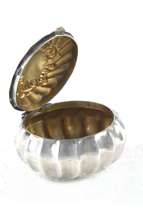 fig 1. Victorian Silver Pill Box 1894