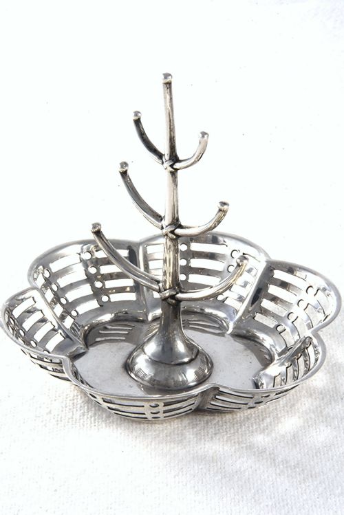 fig 2. Antique Silver Ring Tree 1913