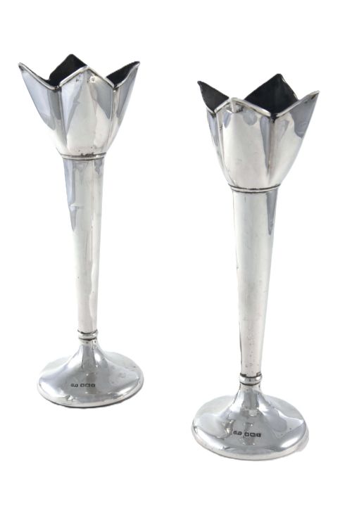 PAIR OF SILVER ART NOUVEAU BUD VASES 1915 - ADDITIONAL PHOTO 1