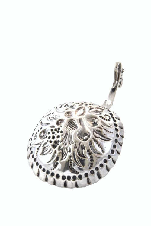 fig 2. George III Silver Caddy Spoon 1807