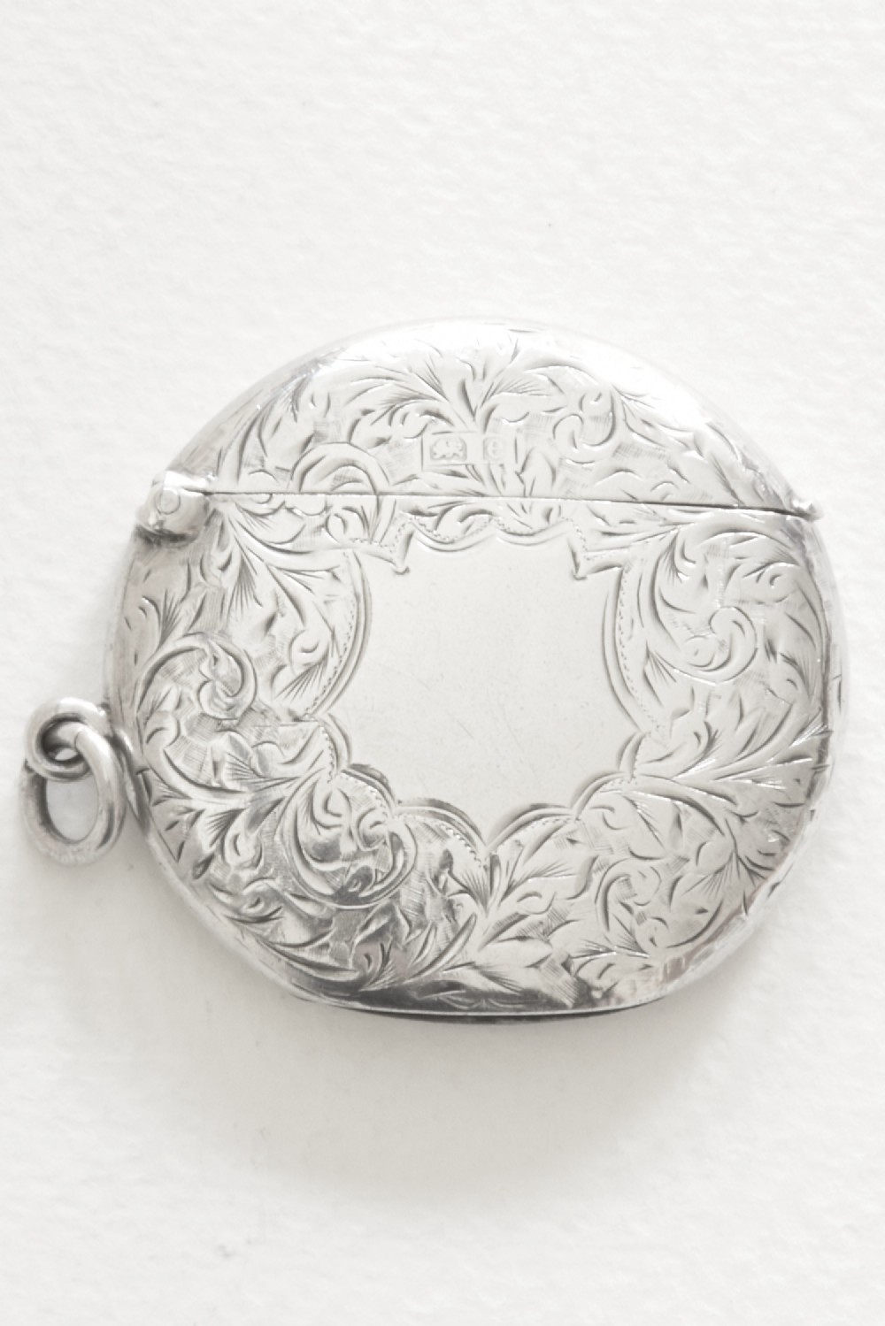 Solid Silver Round Vesta Case 1904