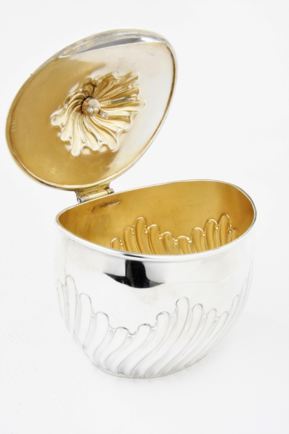 Victorian English Sterling Silver Tea Caddy 1897