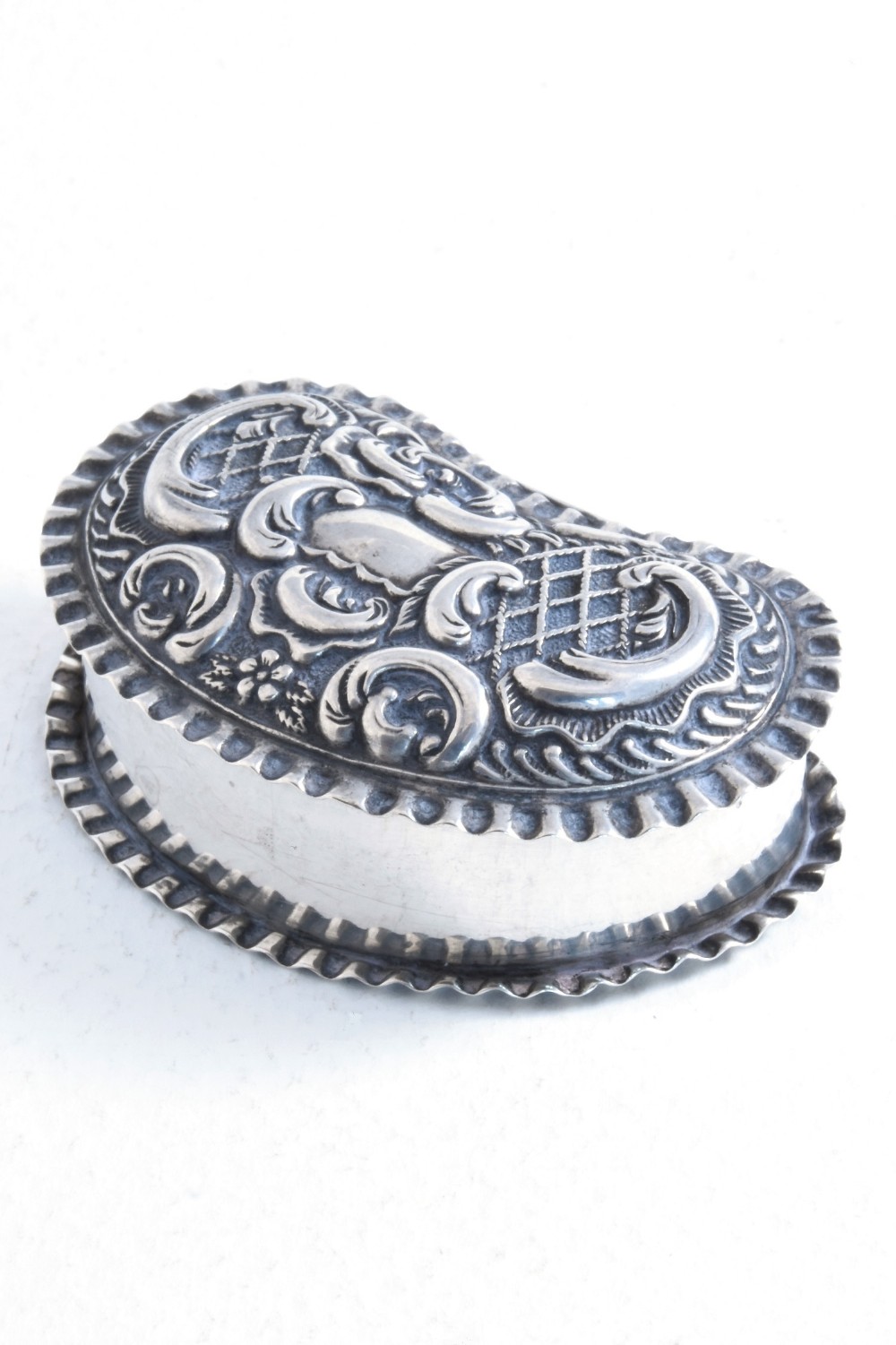 Victorian Solid Silver Pill Box 1901