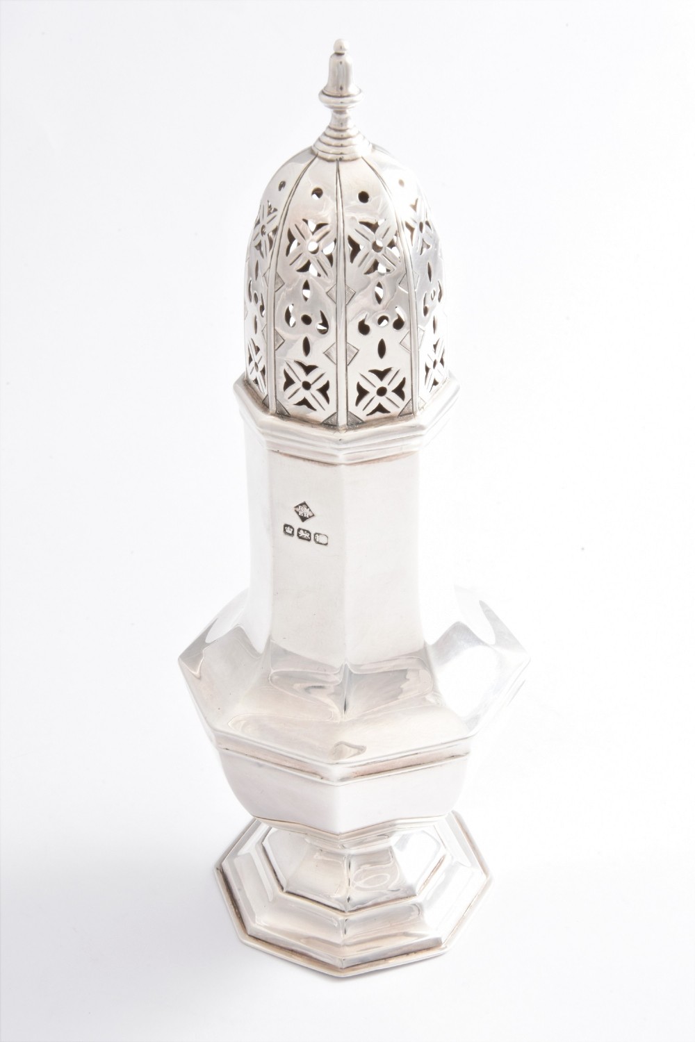 Edwardian Antique Silver Sugar Shaker 1904