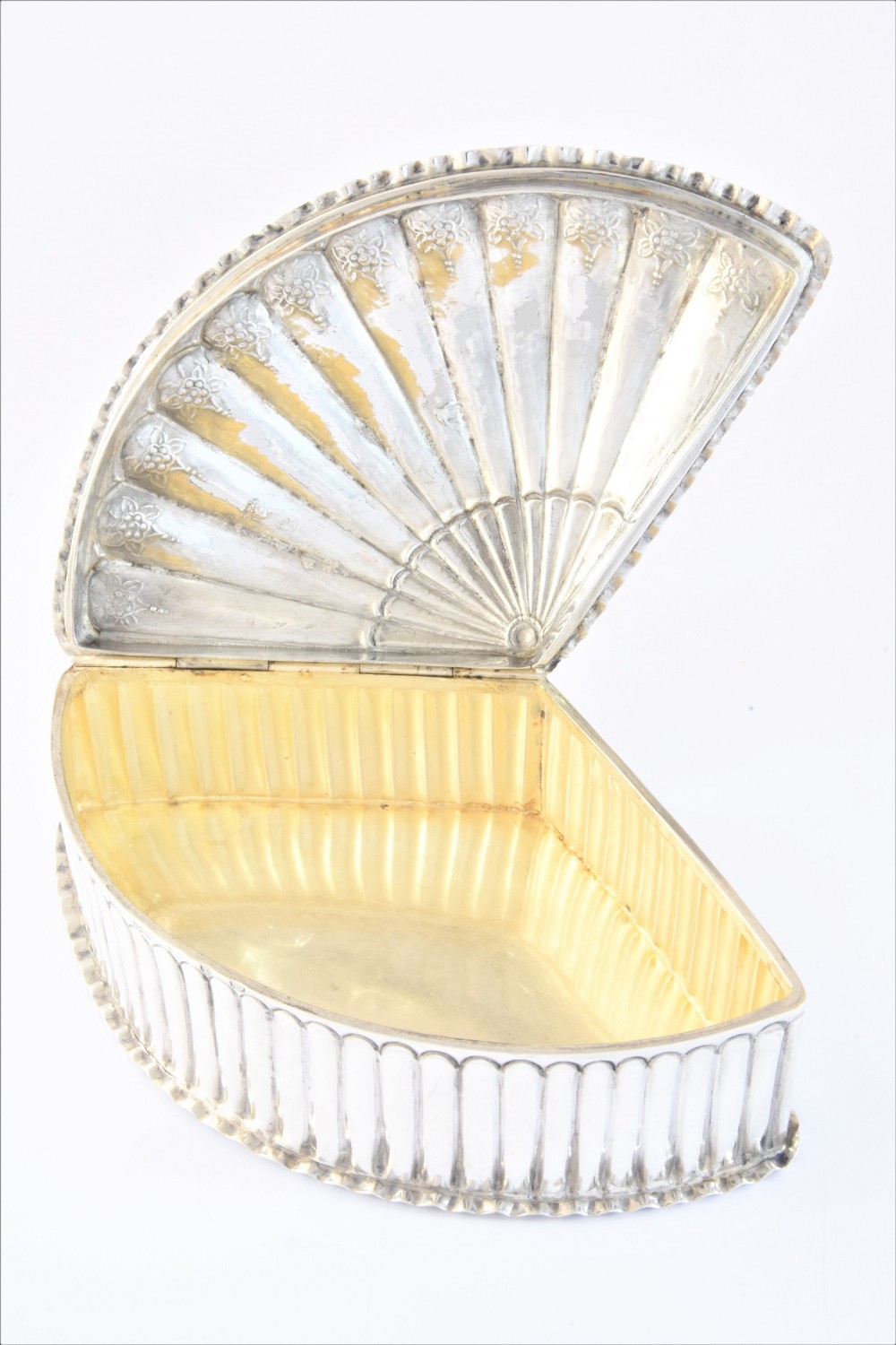 Victorian Fan Shaped Silver Trinket Box 1893