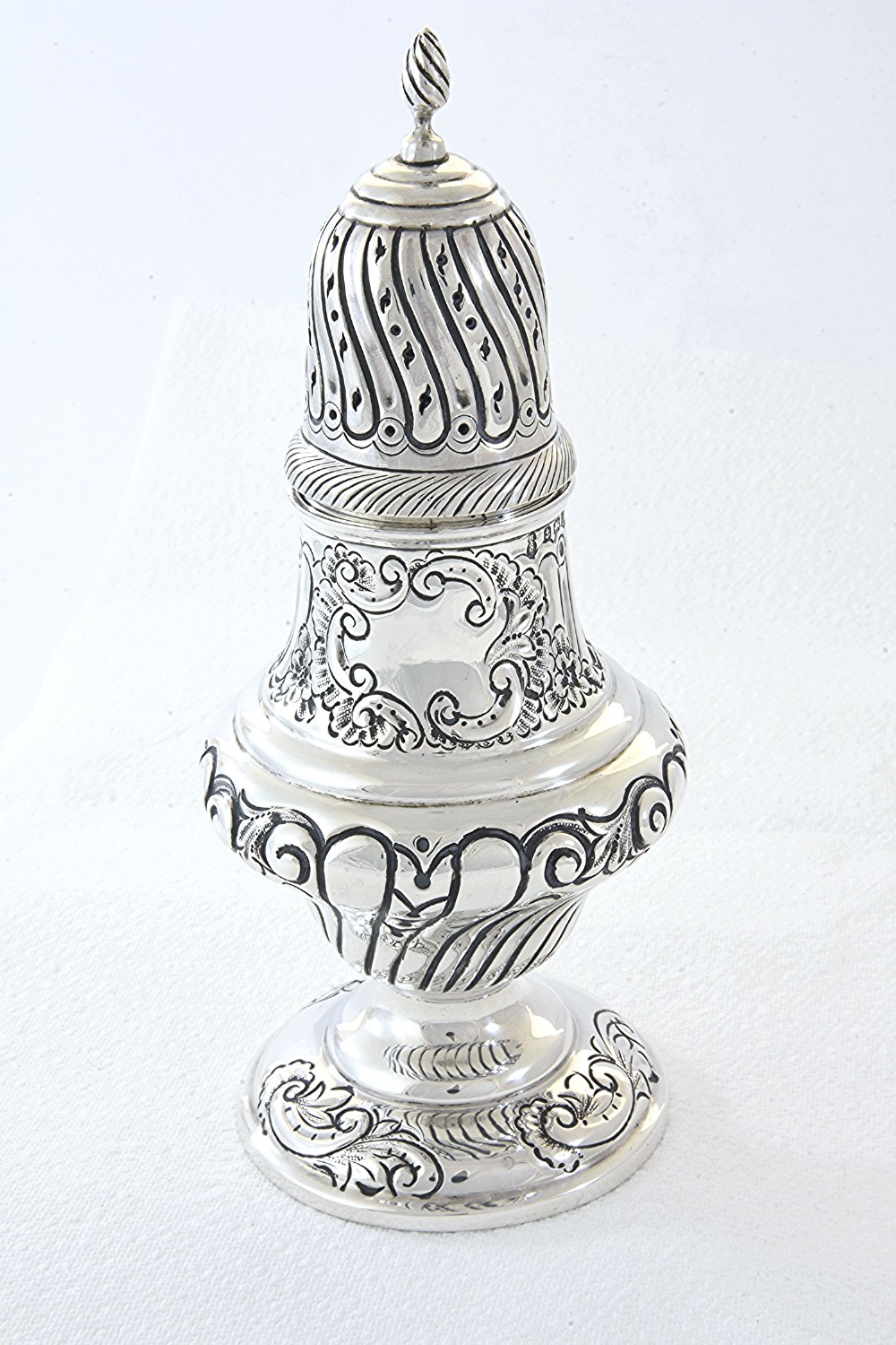Large Edwardian Embossed Silver Sugar Shaker 1908