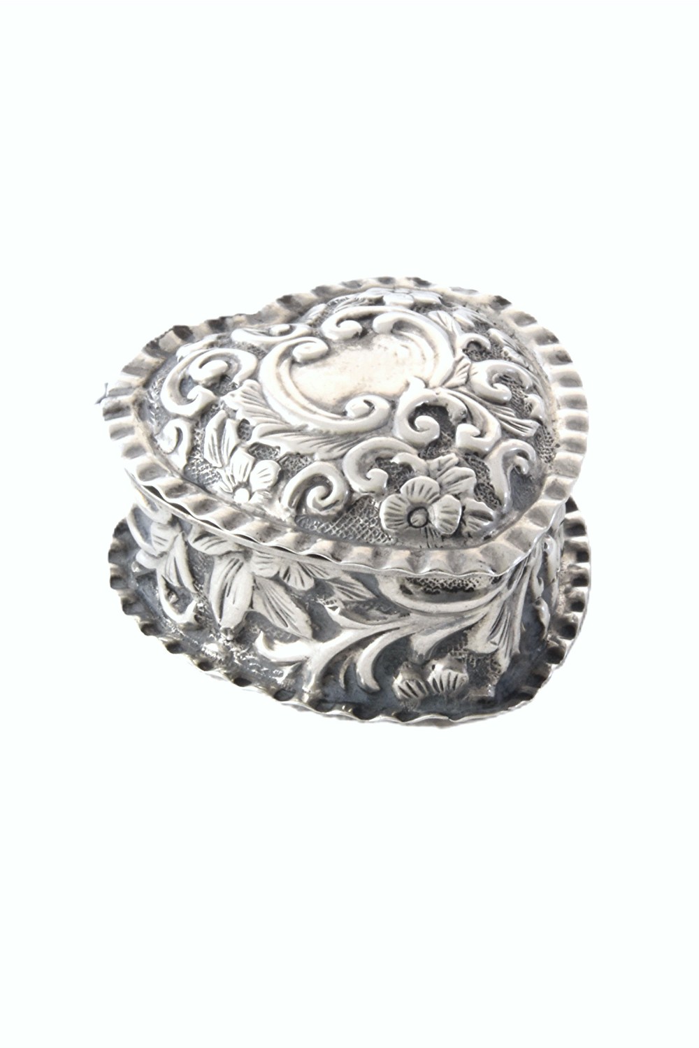Victorian Silver Heart-Shaped Pill Box – Chester 1896