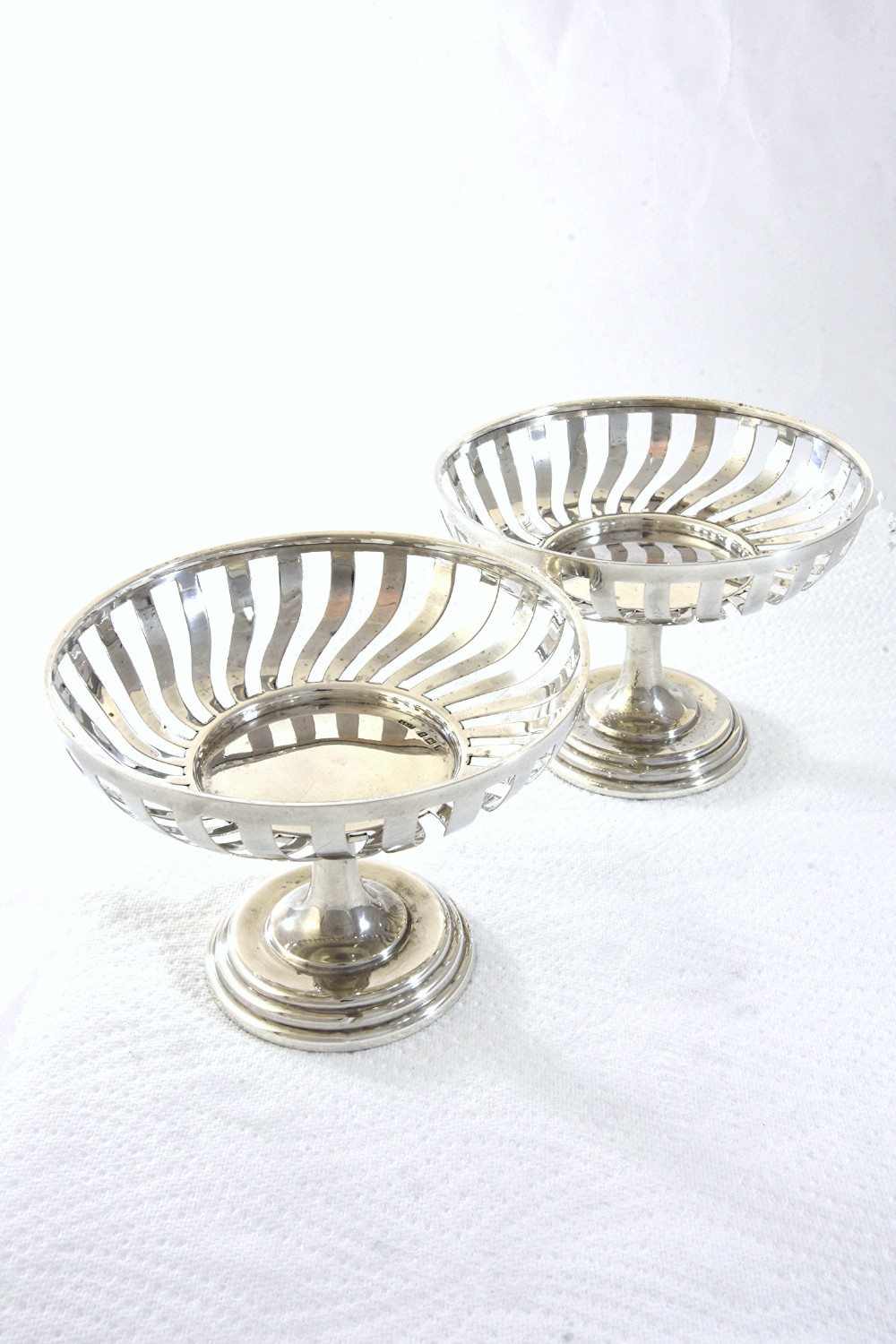 Pair of Edwardian Silver Pedestal Bonbon Dishes 1908