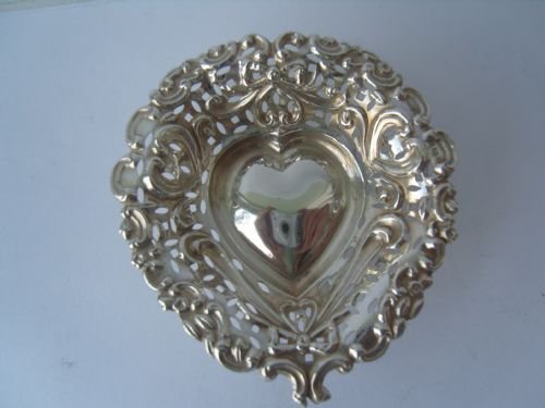 fig 1. Lovely Edwardian Silver Heart Shape Bonbon Dish