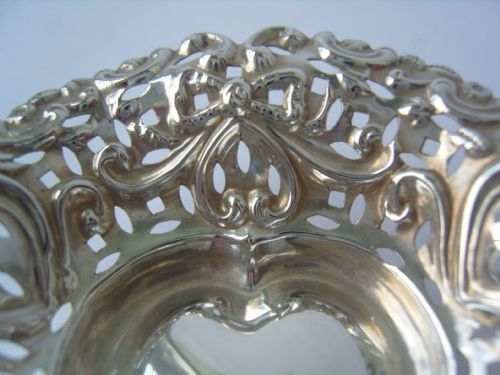 fig 2. Lovely Edwardian Silver Heart Shape Bonbon Dish