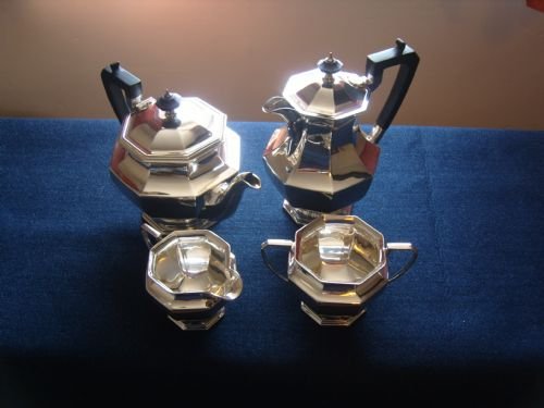 Stunning Art Deco Silver 4 Piece Tea & Coffee Set.