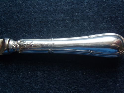fig 3. Lovely Boxed Set Silver Handled Desert Knives