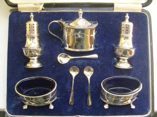 Stunning Silver Hallmarked Five Piece Boxed Cruet Set
