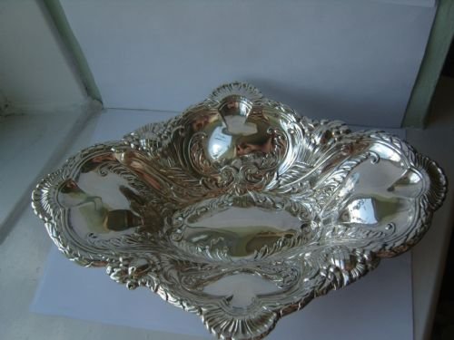 Stunning Edwardian Large Silver Fruit Bowl