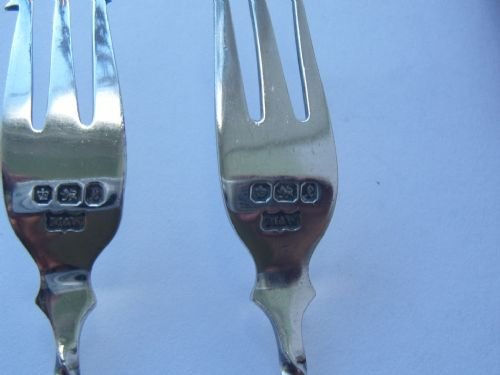 fig 3. Stunning Boxed Set Of Edwardian Silver & Ivory Handled Pickle Forks